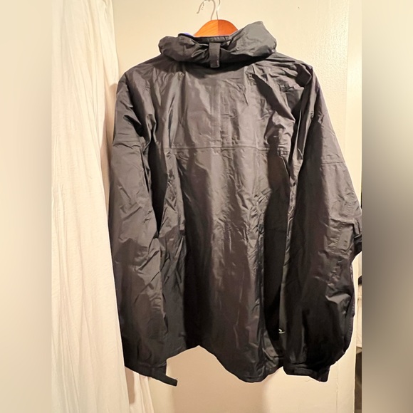 Marmot - Picture 4 of 4